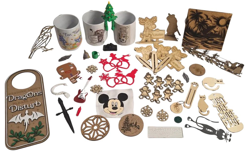 Créations du FabLab : mugs personnalisés, objets imprimés en 3D et découpes gravées au laser
